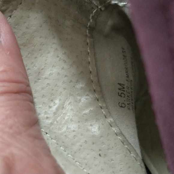 JBU Ankle Boots size 6.5 Maroon Embroidered - Picture 4 of 4